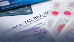 دليلك الشامل لشرائح ضريبة البلدية في بريطانيا وكيفية الحصول على تخفيضات قانونية