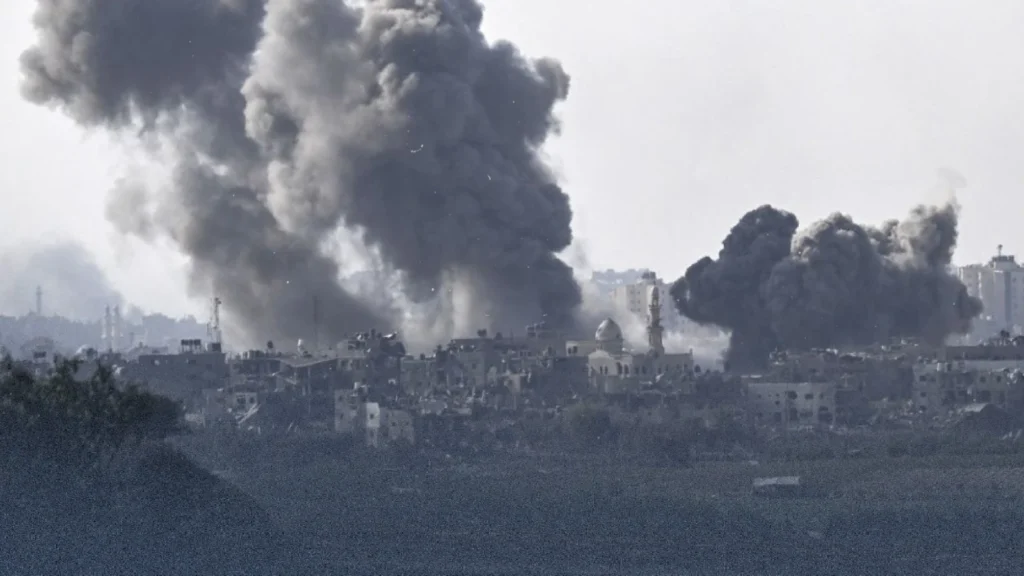 وثائق مسربة: إسرائيل طلبت استشارات قانونية سرية لحماية البريطانيين المشاركين في إبادة غزةوثائق مسربة: إسرائيل طلبت استشارات قانونية سرية لحماية البريطانيين المشاركين في إبادة غزة