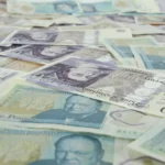 إيقاف المعونات عن الآلاف.. ما الذي تغير في سياسة وزارة العمل البريطانية؟