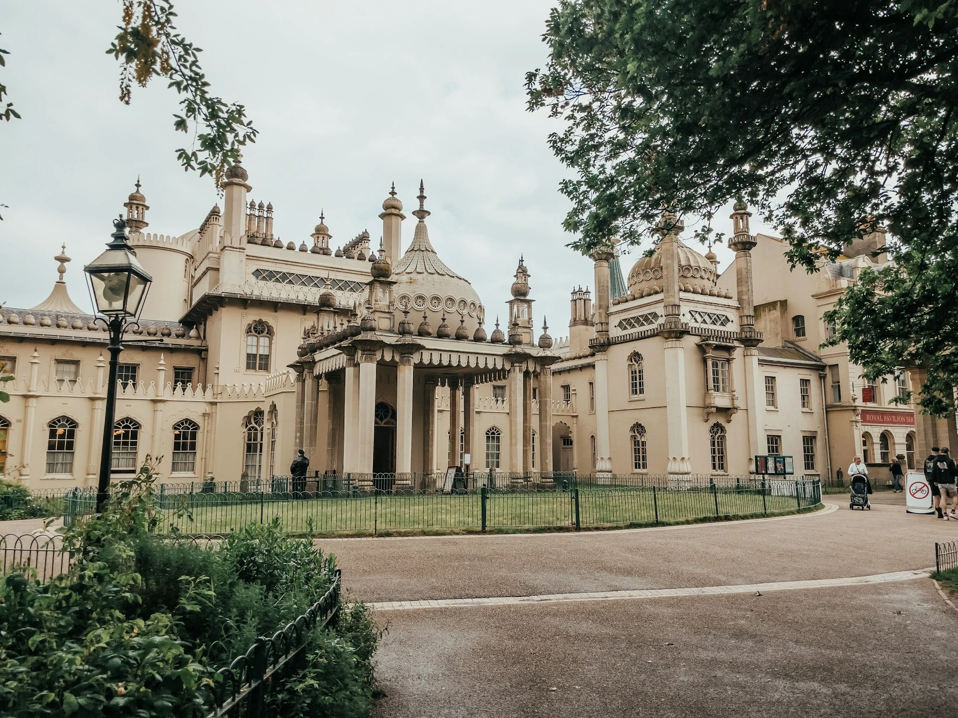 زلزال "ملفات 2026": سقوط ماندلسون ومحاصرة "وندسور" في عاصفة إبستين الجديدة