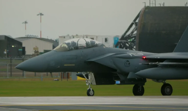 منظمات مناهضة للحرب تنتقد سياسة الحكومة البريطانية بشأن استخدام القواعد العسكرية