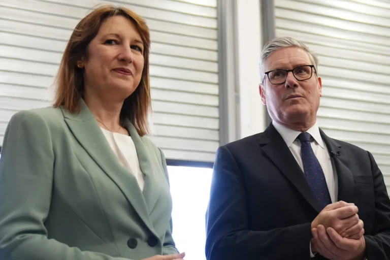 الاقتصاد البريطاني "لم يسجل نموًّا" في يناير 2026 وسط مخاوف من ركود اقتصادي