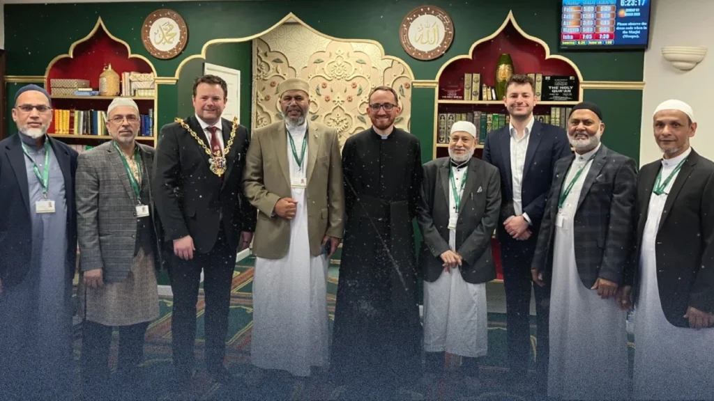 إفطار جماعي في إيبسويتش: رسالة سلام عابرة للأديان في شهر رمضان المبارك