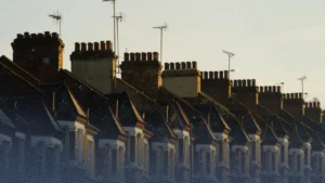 دليلك لضريبة الكاونسل: كيف تُحسب وأين تذهب أموالك؟