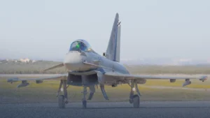 تحقيق: كيف تورطت بريطانيا في العدوان الأمريكي على إيران؟