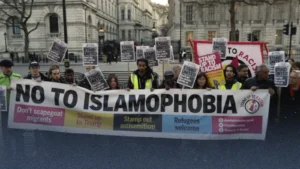 بعد وصول جرائم الكراهية لأرقام قياسية: الحكومة البريطانية تحسم الجدل حول تعريف "الإسلاموفوبيا"