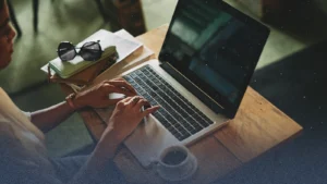 دعوة للبريطانيين للعمل عن بعد ضمن خطة من 10 نقاط لمواجهة أزمة الطاقة