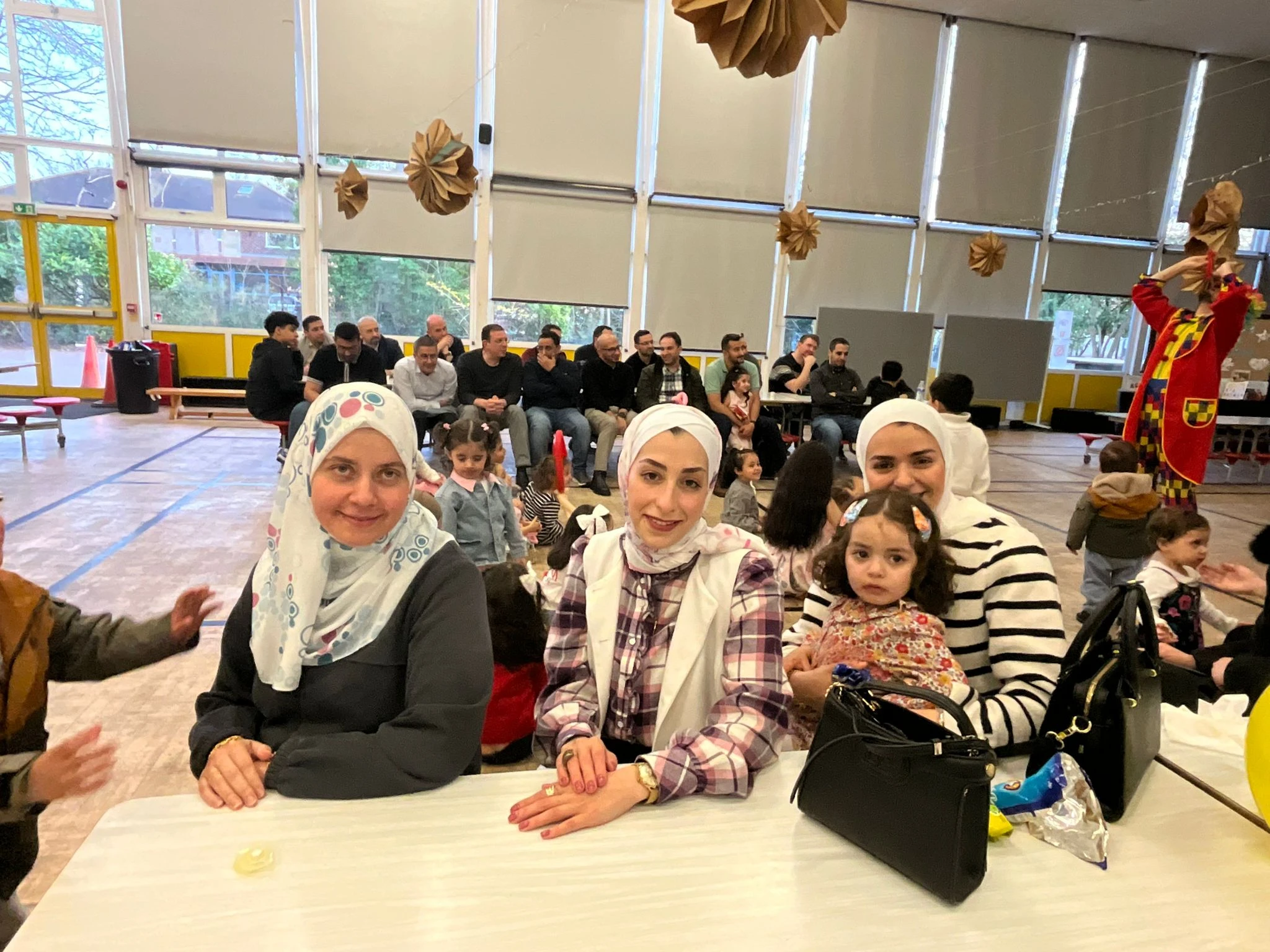 نكهة أردنية في قلب مانشستر.. ملتقى الأردنيين يجمع العائلات في احتفالية عيد الفطر