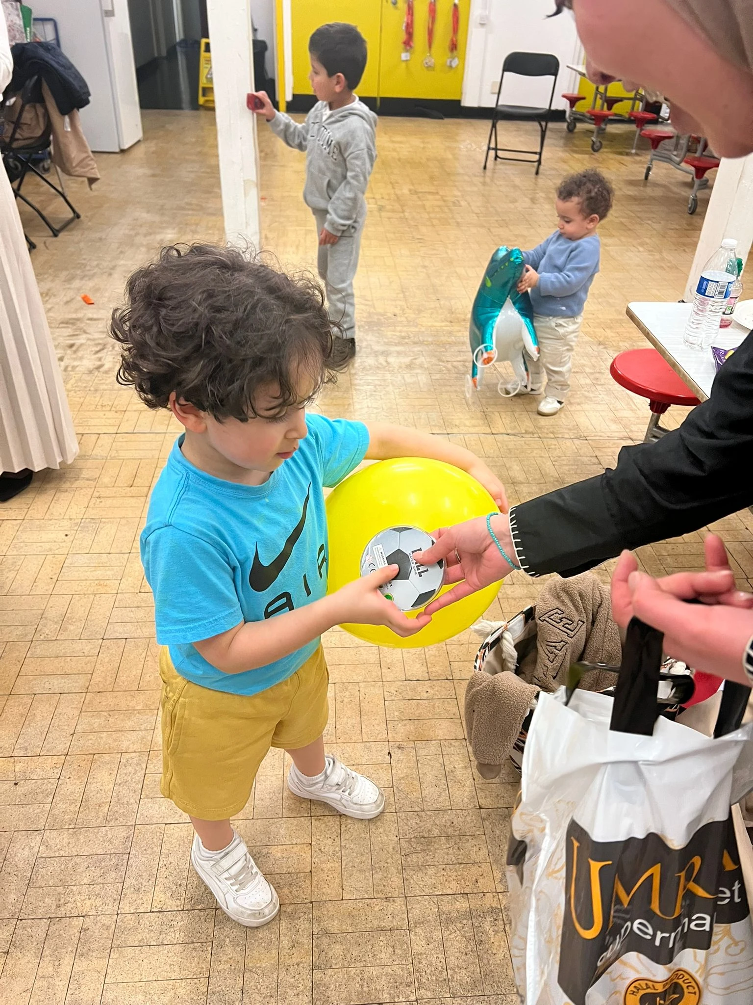 نكهة أردنية في قلب مانشستر.. ملتقى الأردنيين يجمع العائلات في احتفالية عيد الفطر