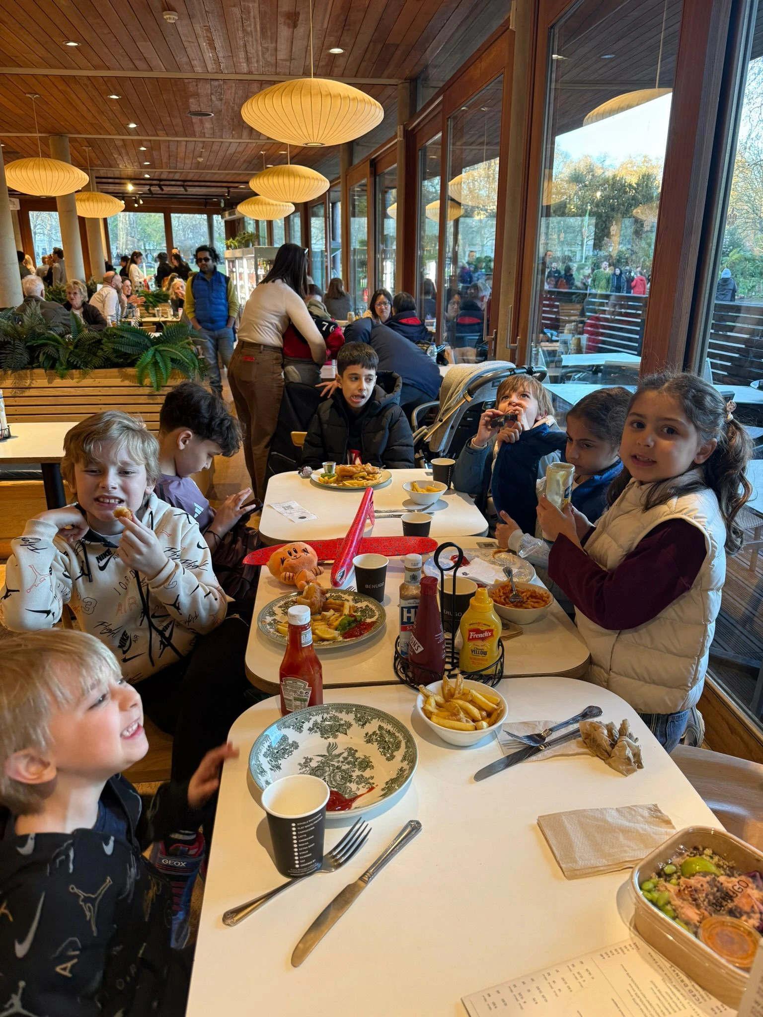 في قلب لندن.. "نزهة العيد" تجمع العائلات الأردنية في حديقة سانت جيمس