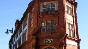 Between Heritage and Luxury: A Guide to London’s Antique Markets