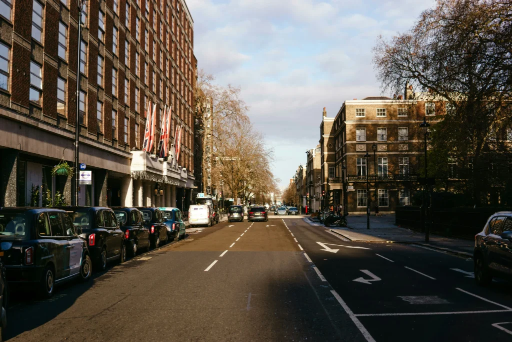 ما الذي شغل بال البريطانيين خلال الـ24 ساعة الماضية؟ وما الهاشتاغ الأكثر تداولاً في بريطانيا؟