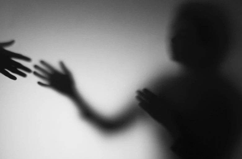 زيادة صادمة في استدعاءات الإطفاء لحالات الانتحار في إنجلترا ومطالب بتدريب إلزامي