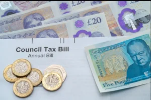 بريطانيا تمنح متلقي المساعدات الاجتماعية تخفيضات على حفلات الزفاف والرحلات الترفيهية