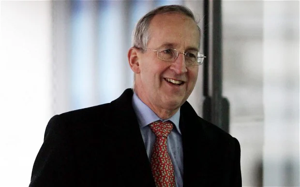 ما السر وراء رحلة كير ستارمر المفاجئة للخليج؟ وهل وقف إطلاق النار له دور؟