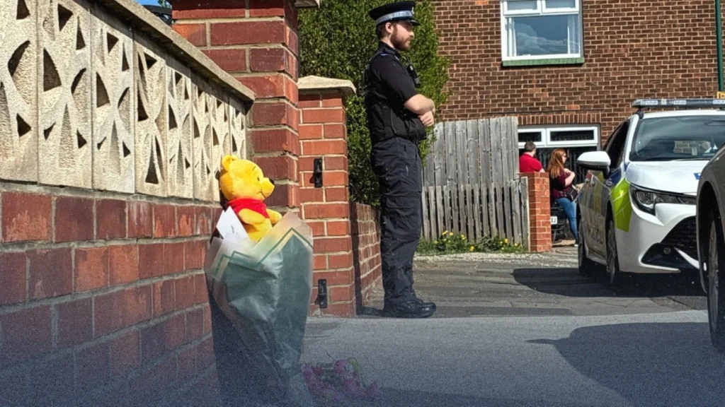 صدمة في "دورمانستاون" عقب وفاة رضيعة بسبب عضة كلب وتدخل أمني عاجل