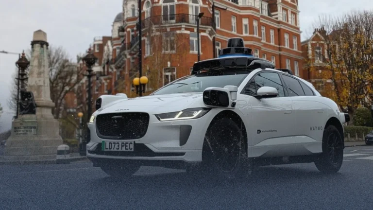 سيارات الأجرة ذاتية القيادة تبدأ العمل بالذكاء الاصطناعي في شوارع لندن.. هل ستكون وجهتك القادمة معها؟