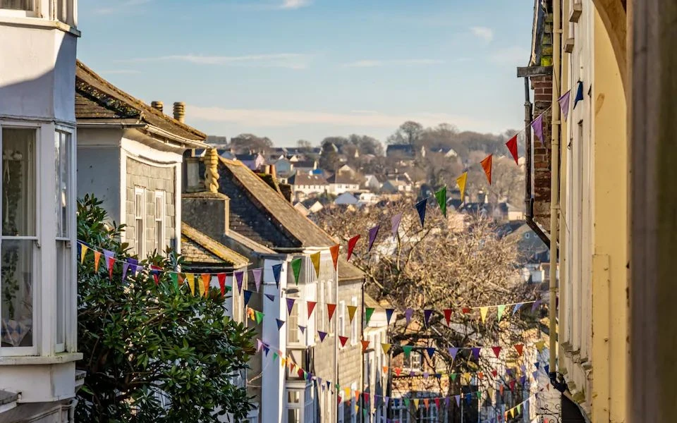 أفضل 10 مناطق في بريطانيا تجمع بين جودة الحياة وطول العمر