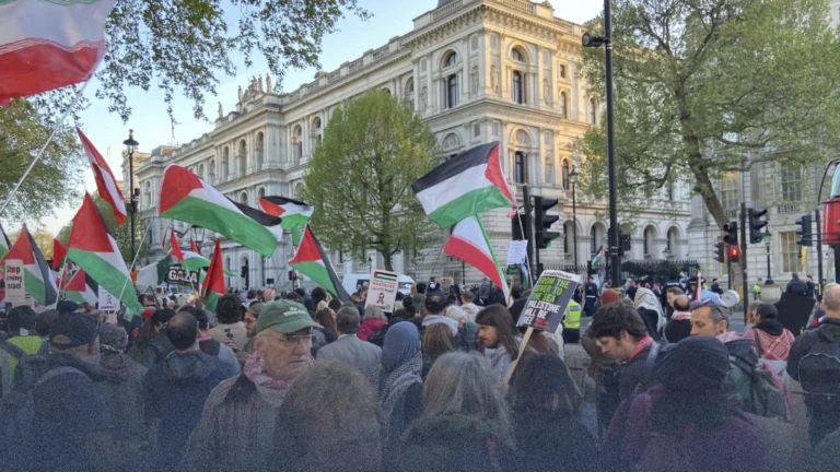 Dozens of Protests Held in Britain and Worldwide to Mark Palestinian Prisoners’ Day