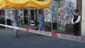 شرطة مكافحة الإرهاب بلندن تحقق في محاولة “إحراق متعمد” في منطقة هيندون