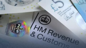 دليل الضرائب على فوائد المدخرات: متى يتوجب عليك الدفع ومتى تُعفى؟