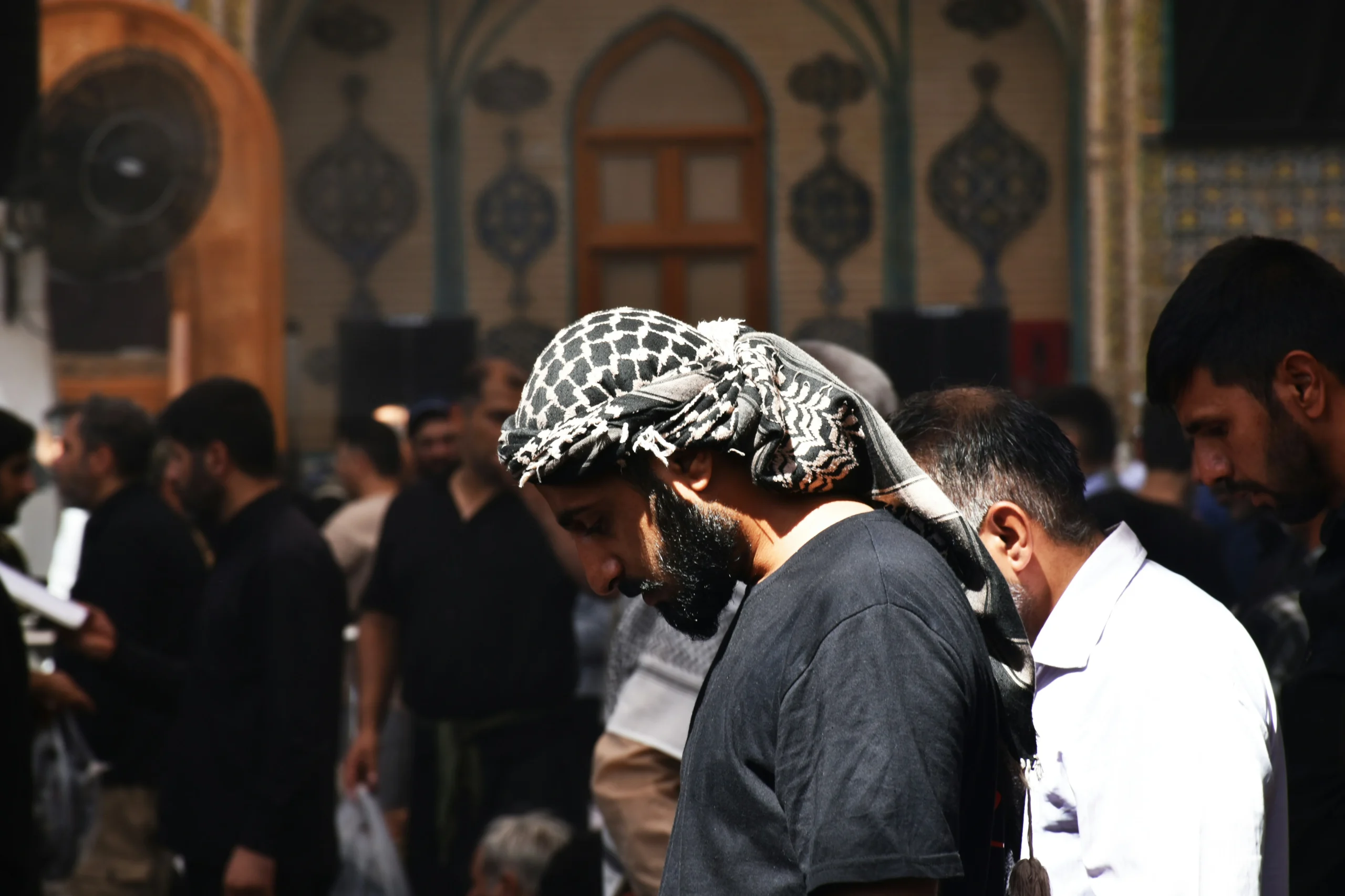 مساجد ومراكز دينية خارج إطار أهل السنة والجماعة في لندن