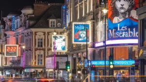 دليل شراء تذاكر المسرح في لندن بأفضل الأسعار