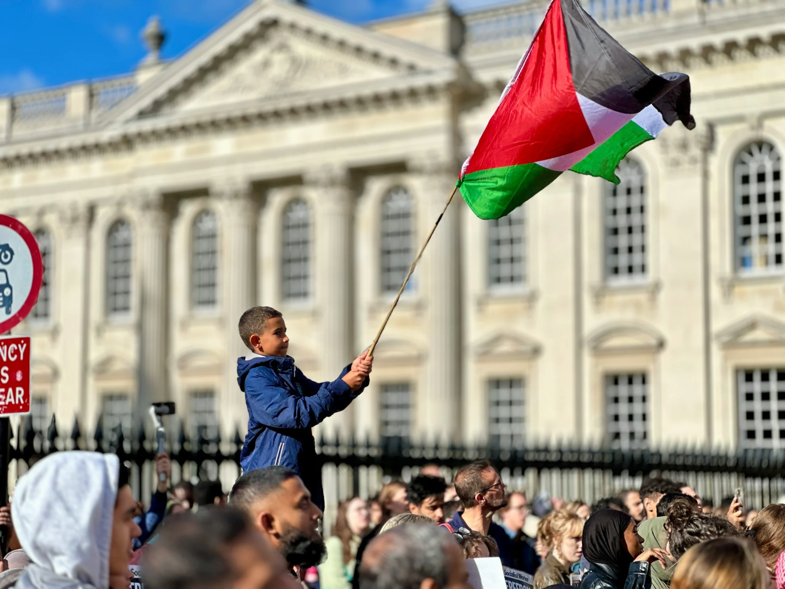 شكوى قانونية ضد قائد شرطة لندن بسبب قمع مظاهرات فلسطين