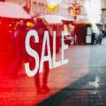 أين تتسوق بأرخص الأسعار في لندن؟ دليلك لأشهر أسواق التخفيضات بخصومات تصل إلى 70%