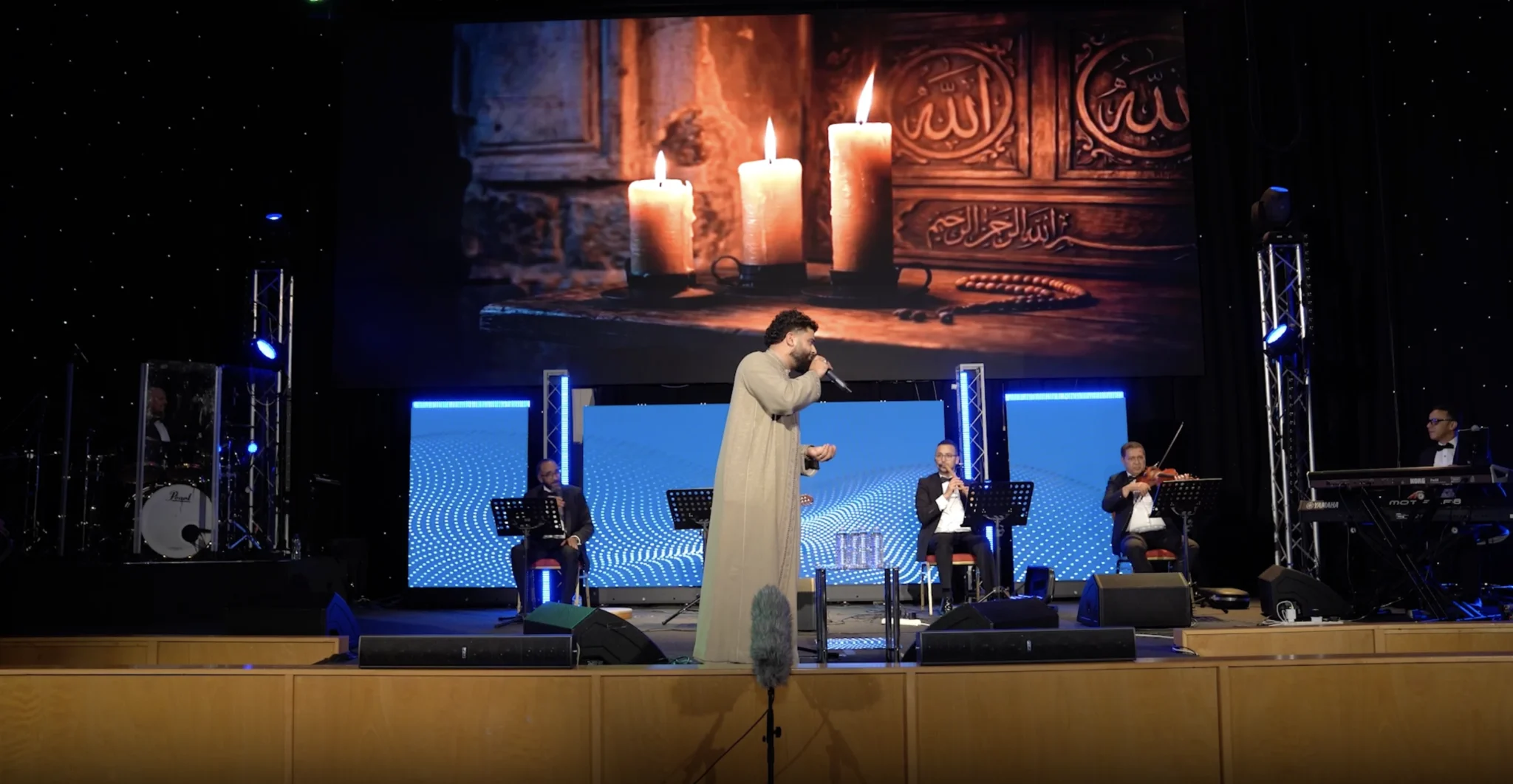 London experiences an exceptional spiritual atmosphere during the first evenings of 'Spiritual Nights' with the vocalist Ali El Mededi