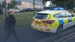 اعتقال طالبة بعد طعن ثلاثة أشخاص داخل مدرسة في مانشستر