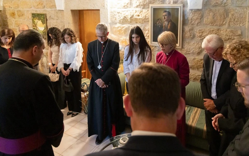 أول رئيسة لأساقفة كانتربري تزور فلسطين وتتعهد بدعم حقوق الفلسطينيين