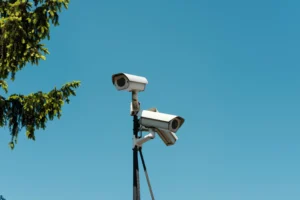 لمواجهة سرقة الهواتف والمجوهرات.. كاميرات ثابتة للتعرف على الوجوه في شوارع لندن