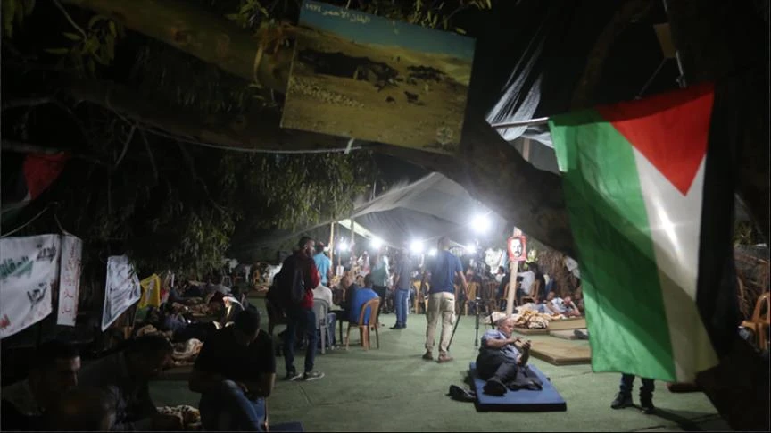 140 نائبًا من حزب العمال يحثون حكومة ستارمر على حظر التجارة مع المستوطنات الإسرائيلية