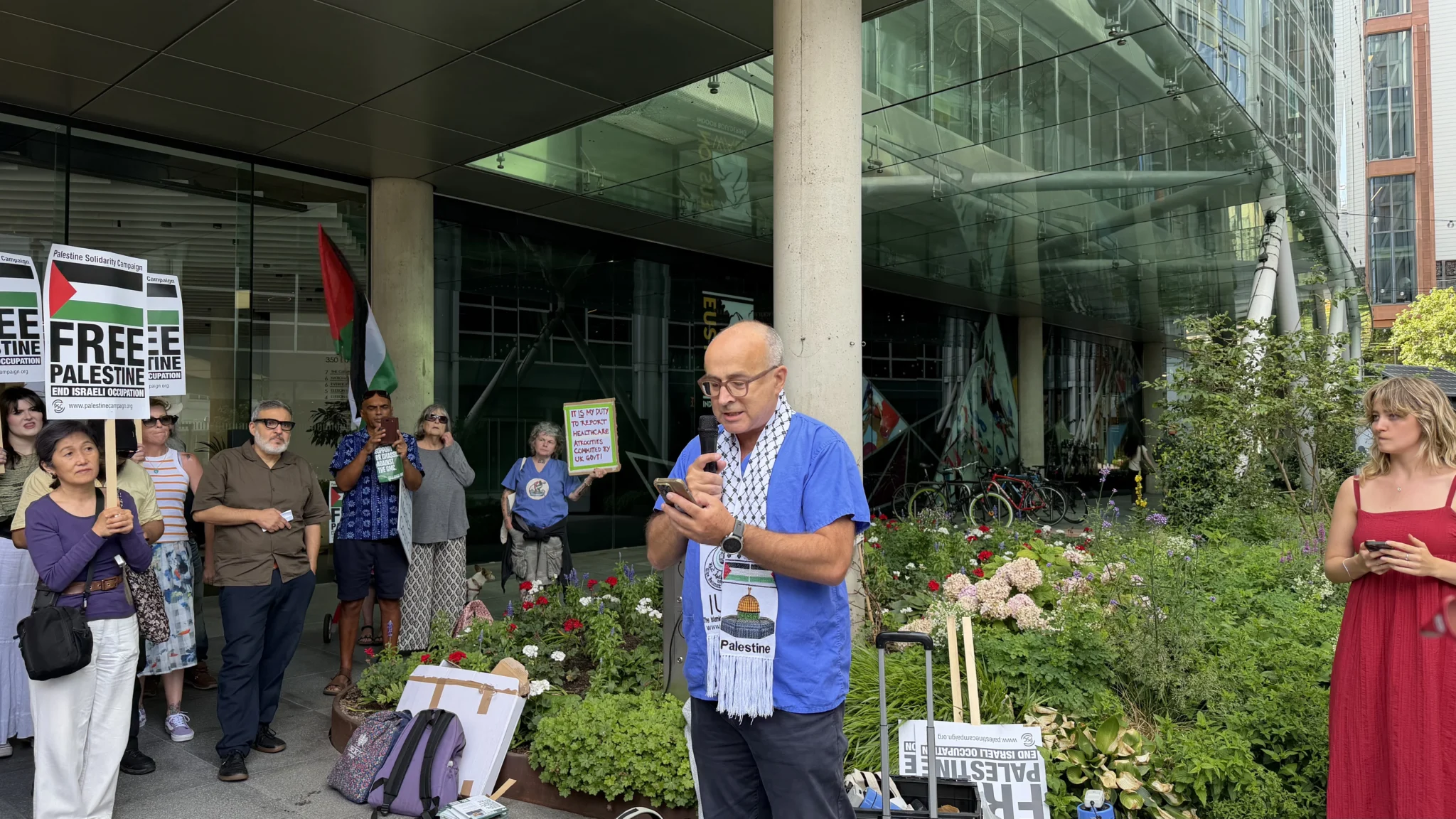 Doctors in London rally in front of the General Medical Council in support of Ghassan Abu-Sitta