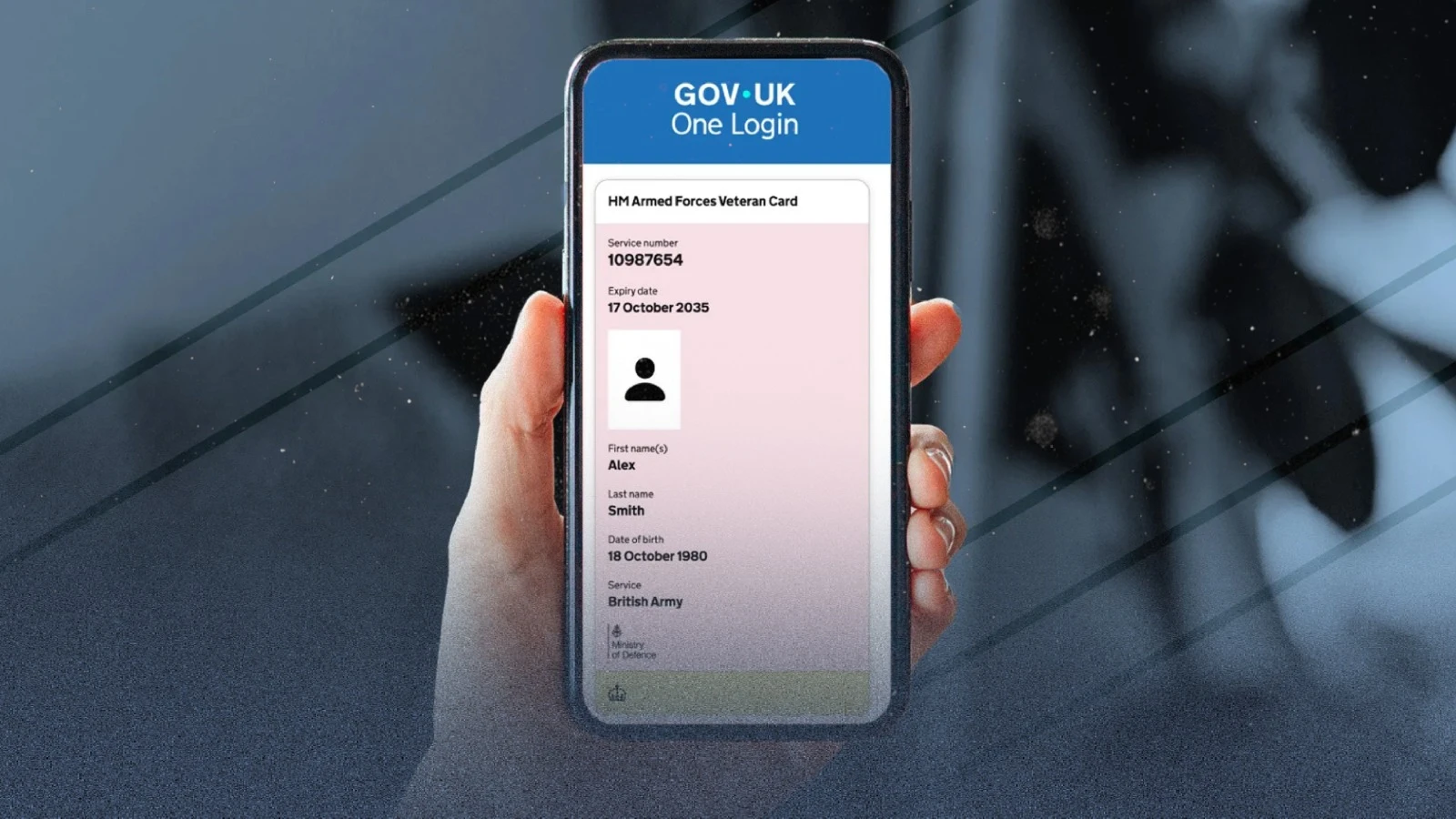رئيس الوزراء البريطاني آندي بيرنهام يعلن إلغاء ضريبة القيمة المضافة على فواتير الكهرباء المنزلية