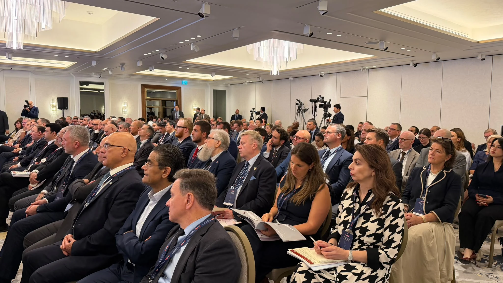ملتقى الأعمال الأردني – البريطاني في لندن يبحث فرص الاستثمار بحضور الملك عبد الله الثاني