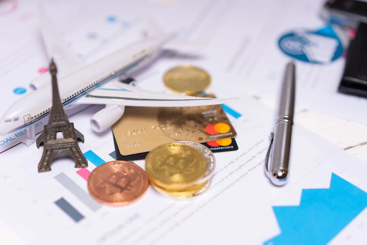دليلك لتوفير المال: أسهل الطرق لحجز تذاكر الطيران بأرخص الأسعار خلال إجازة الصيف