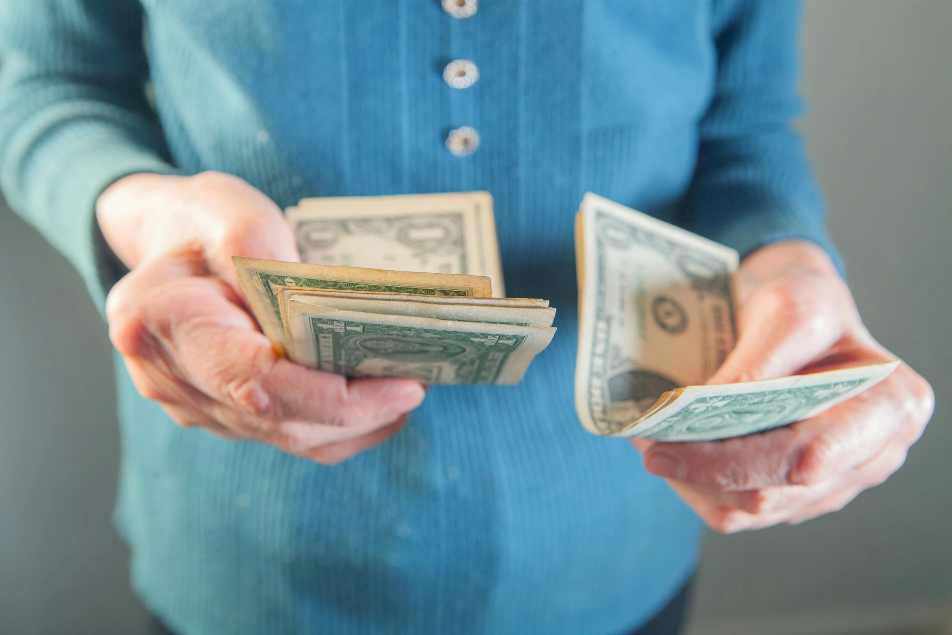 كيف تسترد أموالك المستحقة؟ دليل المتقاعدين للوصول إلى الدعم الحكومي الكامل