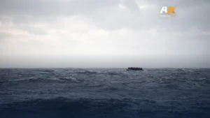 أزمة اللاجئين في القنال الإنجليزي: قوارب تتسع لـ 230 شخصًا في رقم قياسي جديد