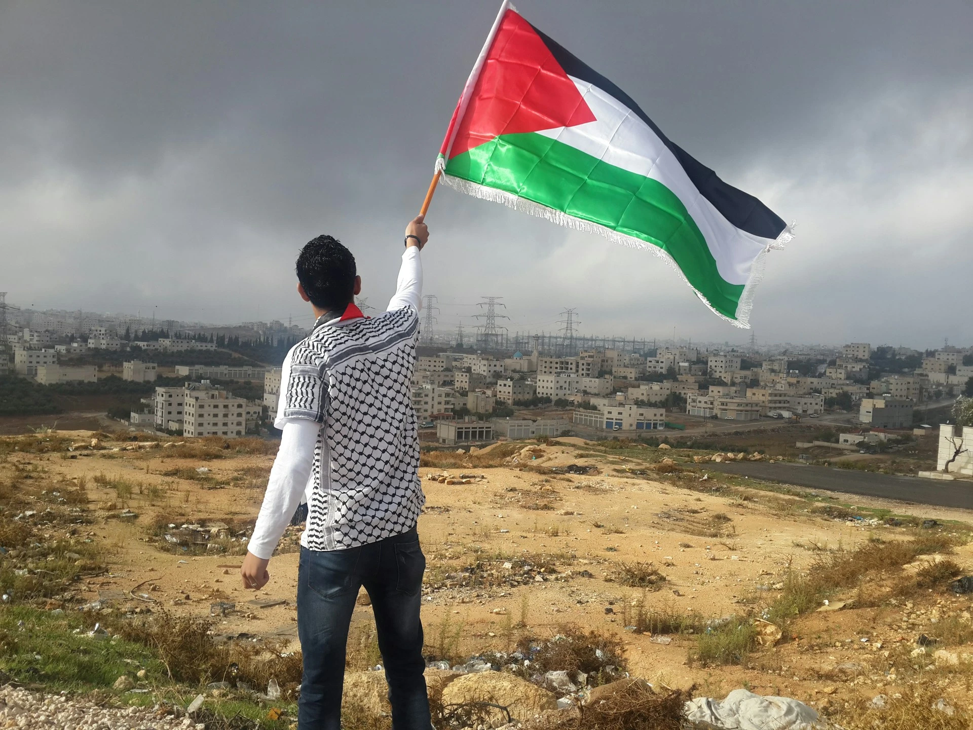 فلسطين.. حق يأبى النسيان
