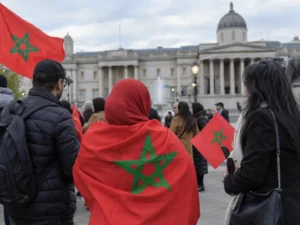سميرة الملوكي: فعاليات مغربية في بريطانيا تستنكر تمزيق العلم المغربي