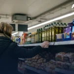 خمسة أطعمة أساسية قد ترتفع أسعارها في بريطانيا هذا الشتاء