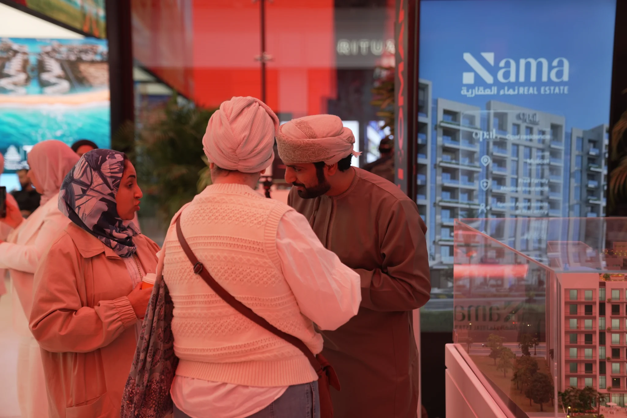 On its penultimate day.. "Live Oman" in London concludes its events with Omani music and a remarkable turnout